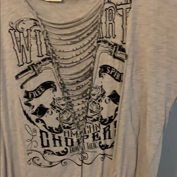 Graphic tee - Picture 3 of 6